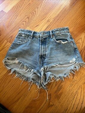 Zara Distressed Light Blue Frayed Hem Denim Shorts